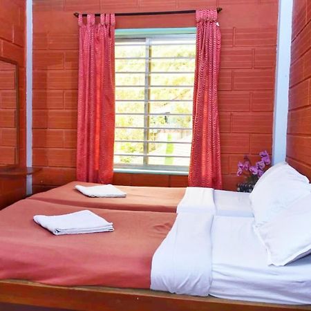 Eshwari Cottage Мадикери Экстерьер фото